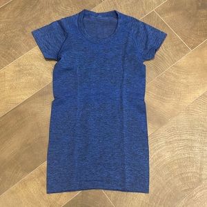 Lululemon Short Sleeve Swiftly Size 4